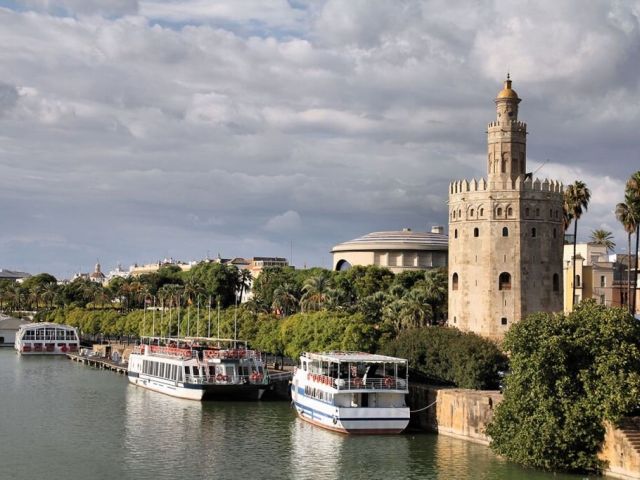 Elegant İspanya & Endülüs Turu Türk Hava Yolları İle 7 Gece (Ekstra Turlar Dahil) (AGP-MAD)