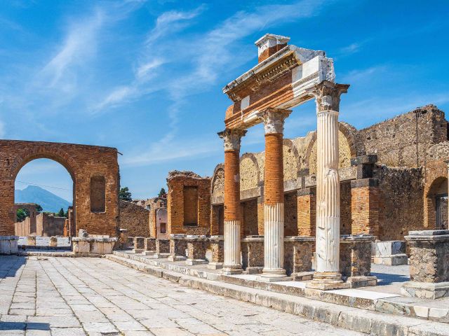 Kurban Bayramı Özel Elegant Napoli & Amalfi Kıyıları Turu Türk Hava Yolları İle 4 Gece (Ekstra Turlar Dahil) (NAP-NAP)