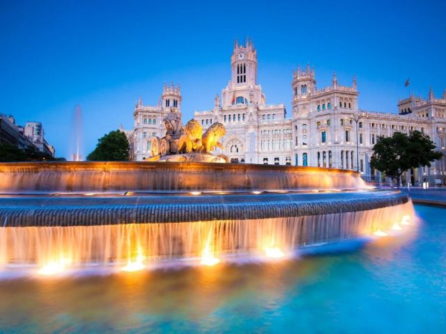 Büyük İspanya &  Endülüs Turu Türk Hava Yolları ile 7 Gece