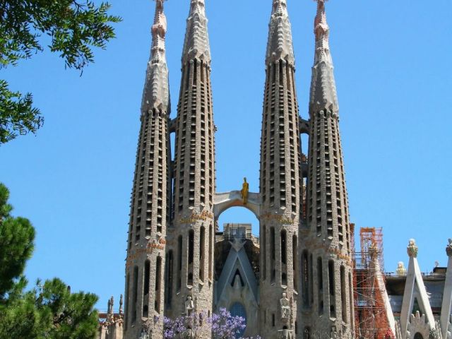 Büyük İspanya &  Endülüs Turu Türk Hava Yolları ile 7 Gece