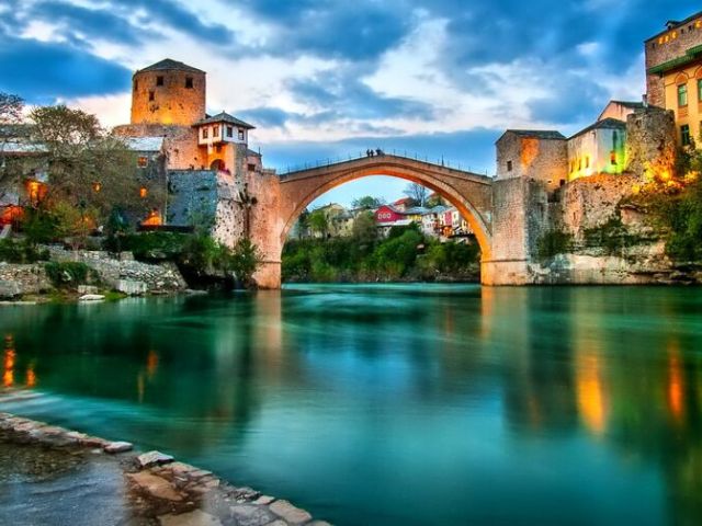 Ankara Çıkışlı Kosovalı Elegant Balkanlar Turu Ajet Hava Yolları İle 7 Gece (Ekstra Turlar Dahil) (TIA-TIA)