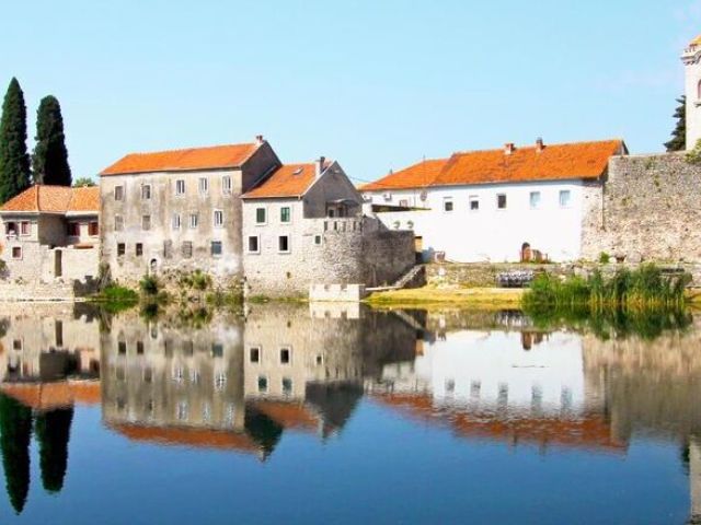 İzmir Çıkışlı Kosovalı Elegant Balkanlar Turu Pegasus Hava Yolları İle 7 Gece (Tüm Ekstra Turlar ve Akşam Yemekleri Dahil) (SKP-SKP)