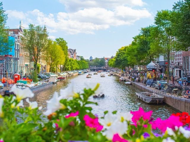 Maxi Benelüx & Paris & Alsace Turu Türk Hava Yolları İle 7 Gece (DUS-DUS)