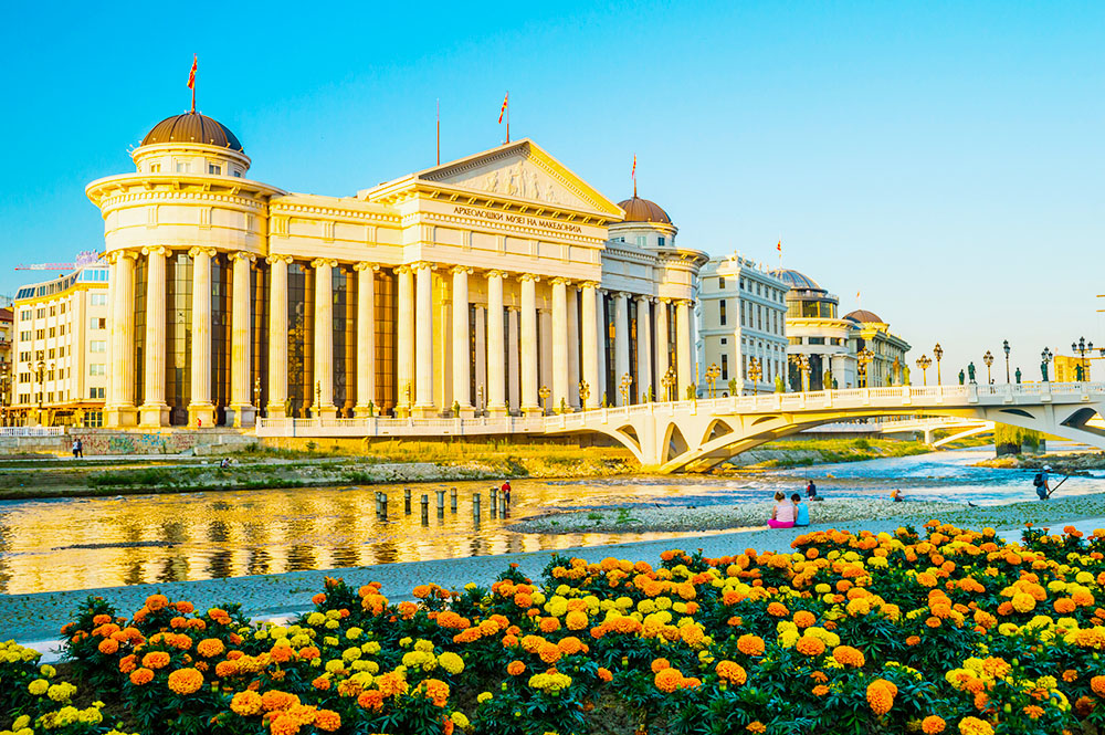 Kosovalı Büyük Balkanlar Turu Ajet Hava Yolları İle 7 Gece (Ekstra Turlar ve Akşam Yemekleri Dahil) (BEG-SKP)