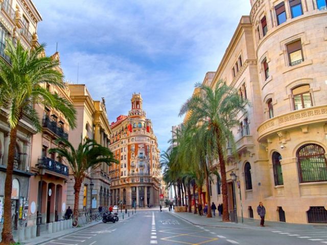 Elegant Mega Portekiz & Madrid & Endülüs Turu Pegasus Hava Yolları İle 7 Gece (Ekstra Turlar Dahil) (MAD-SVQ)