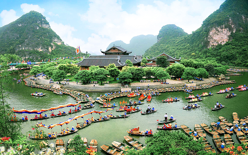 Görkemli Tropik Asya İkilisi Vietnam & Kamboçya Turu Türk Hava Yolları ile 7 Gece (Yaz Dönemi)