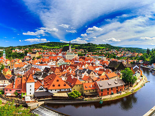 Süper Promosyon Avusturya Göller ve Pandorf Outlet Turu Pegasus Hava Yolları ile 3 Gece