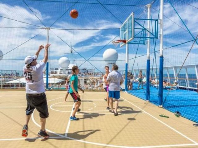 Norwegian Sun ile Büyük Baltık Başkentleri Turu Pegasus Hava Yolları ile 9 Gece