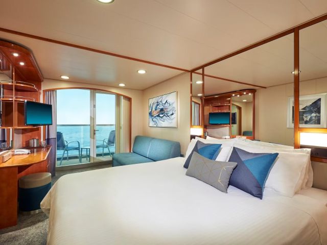 Norwegian Sun ile Büyük Baltık Başkentleri Turu Pegasus Hava Yolları ile 9 Gece (24 Haziran)