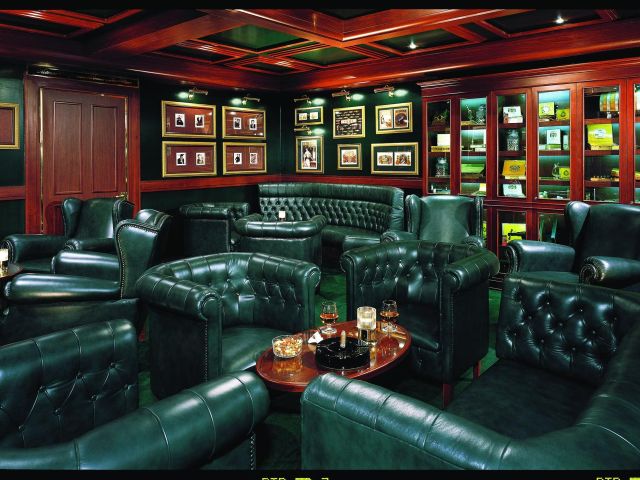 Norwegian Sun ile Büyük Baltık Başkentleri Turu Pegasus Hava Yolları ile 9 Gece (24 Haziran)